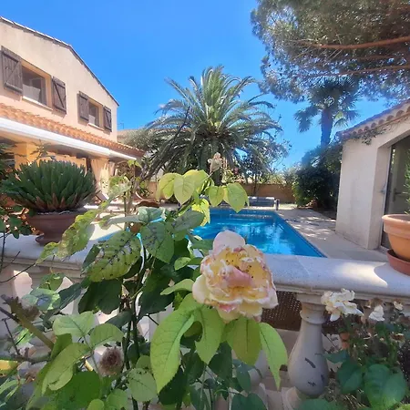 Pesona Bed & Breakfast
